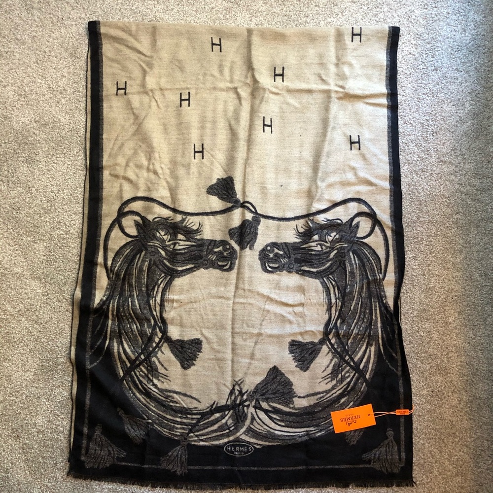 Hermès Black & Tan Horse Scarf